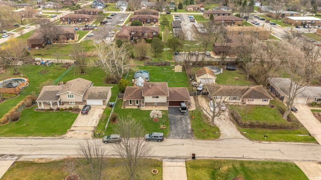 19727 Greenview Avenue, Mokena, IL 60448