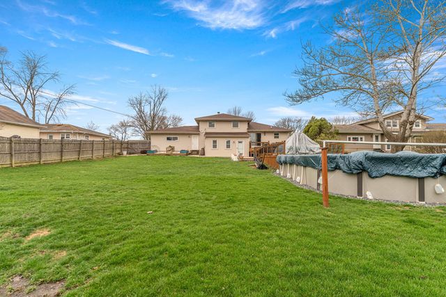 19727 Greenview Avenue, Mokena, IL 60448