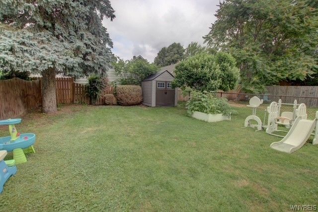 32 Tamarack Street, Buffalo, NY 14220
