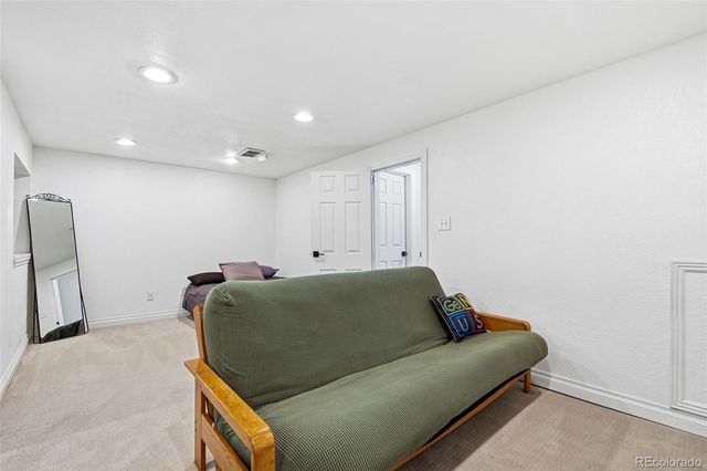 8686 Carr Loop, Arvada, CO 80005