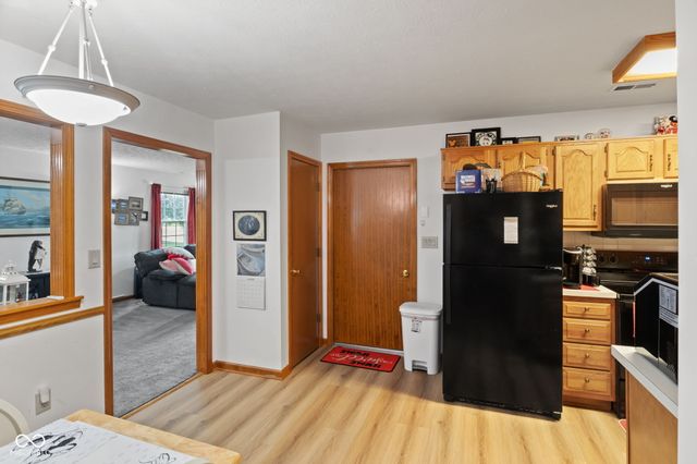 5662 Misty Ridge Drive, Indianapolis, IN 46237