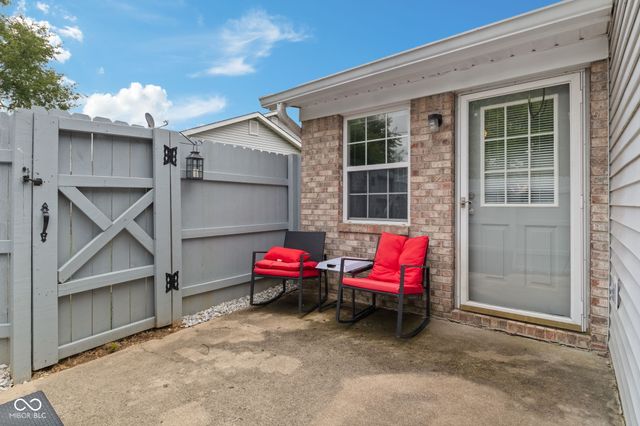 5662 Misty Ridge Drive, Indianapolis, IN 46237