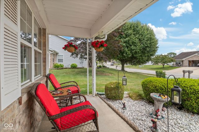 5662 Misty Ridge Drive, Indianapolis, IN 46237