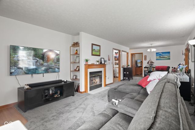 5662 Misty Ridge Drive, Indianapolis, IN 46237