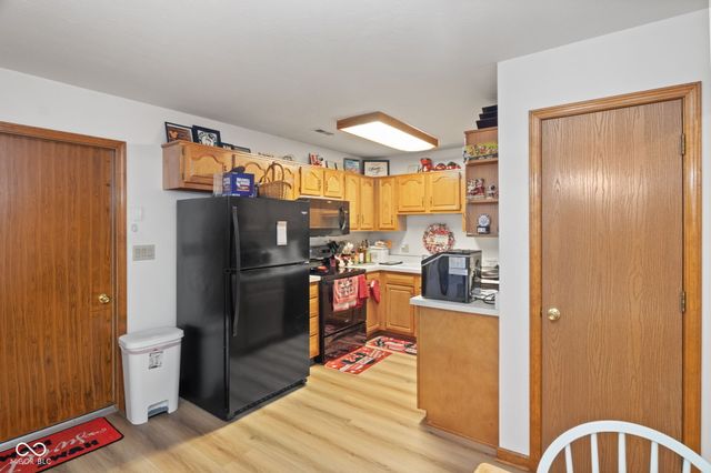 5662 Misty Ridge Drive, Indianapolis, IN 46237