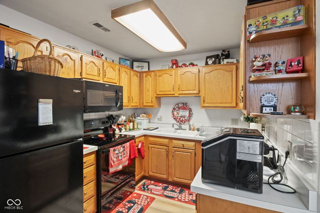 5662 Misty Ridge Drive, Indianapolis, IN 46237