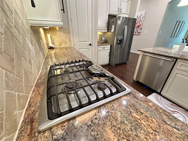 23423 Tavola Rosa Drive, New Caney, TX 77357