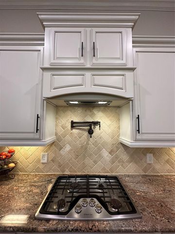 23423 Tavola Rosa Drive, New Caney, TX 77357