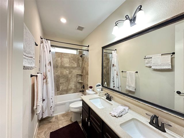 23423 Tavola Rosa Drive, New Caney, TX 77357