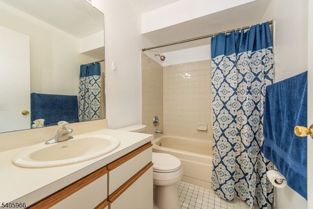 7 Drake Ln 7, Roxbury Twp., NJ 07852