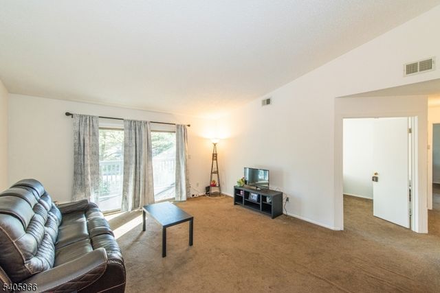 7 Drake Ln 7, Roxbury Twp., NJ 07852