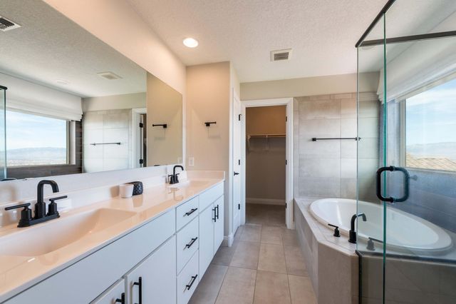 1608 Mammoth Way NW, Albuquerque, NM 87120