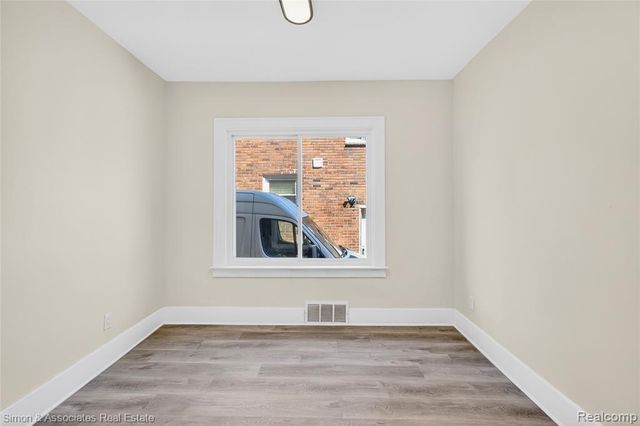 5019 Maple Street, Dearborn, MI 48126