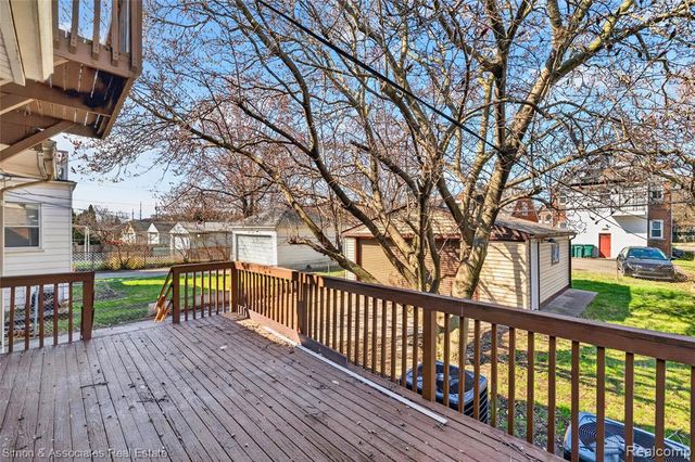 5019 Maple Street, Dearborn, MI 48126