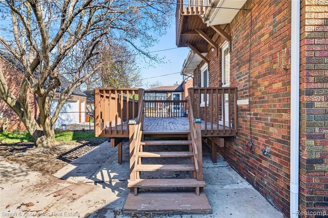 5019 Maple Street, Dearborn, MI 48126