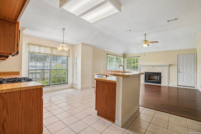 3522 LAKE TOWNE CT, San Antonio, TX 78217