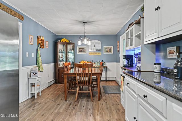 206 Hillview Road, Gloversville, NY 12078