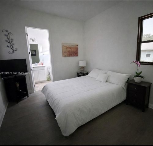 5364 Siesta Key Ln, Loxahatchee, FL 33470