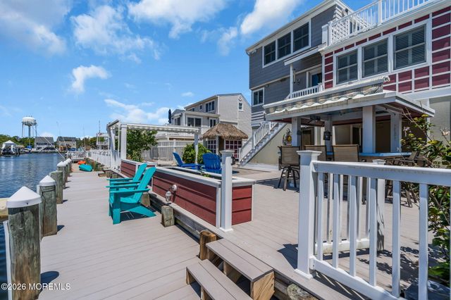 1299 Paul Boulevard, Stafford, NJ 08050