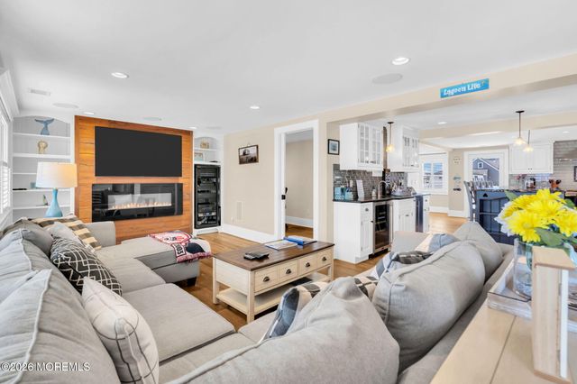 1299 Paul Boulevard, Stafford, NJ 08050