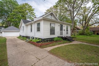 1642 Mills Avenue, North Muskegon City, MI 49445