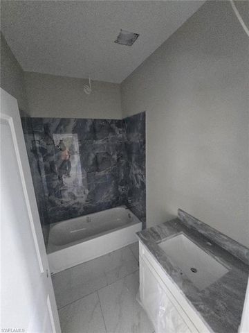 4602 Inez AVE S, Lehigh Acres, FL 33976