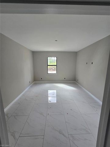 4602 Inez AVE S, Lehigh Acres, FL 33976