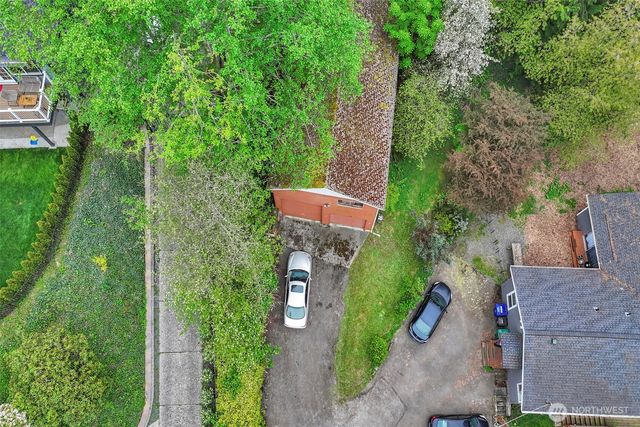 119 N 205th Street, Shoreline, WA 98133