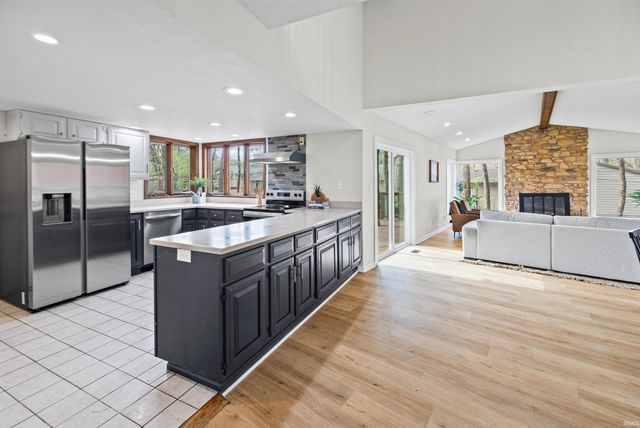121 E navajo Street, West Lafayette, IN 47906