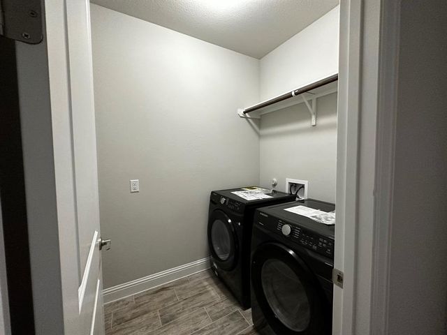 109 Riverhill Dr DR, Georgetown, TX 78628