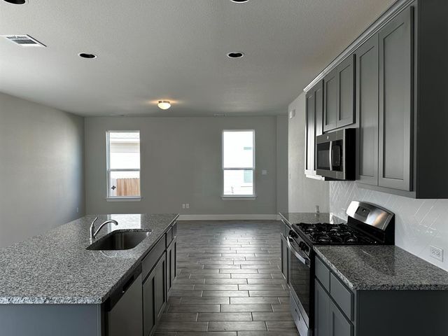 109 Riverhill Dr DR, Georgetown, TX 78628