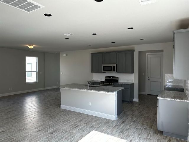 109 Riverhill Dr DR, Georgetown, TX 78628