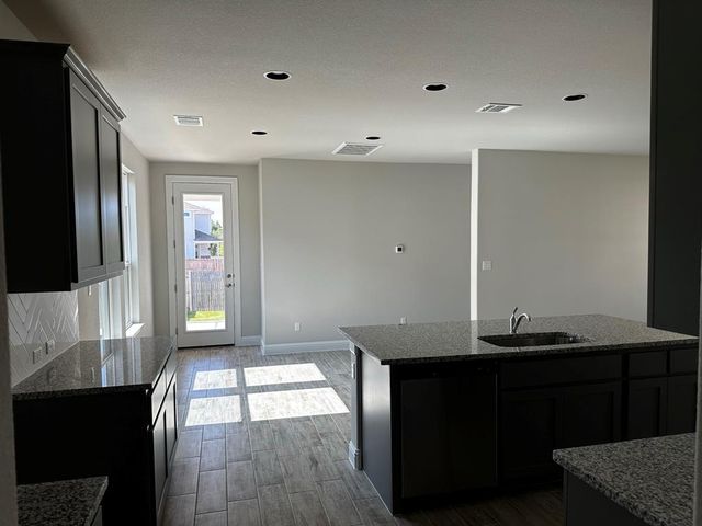 109 Riverhill Dr DR, Georgetown, TX 78628