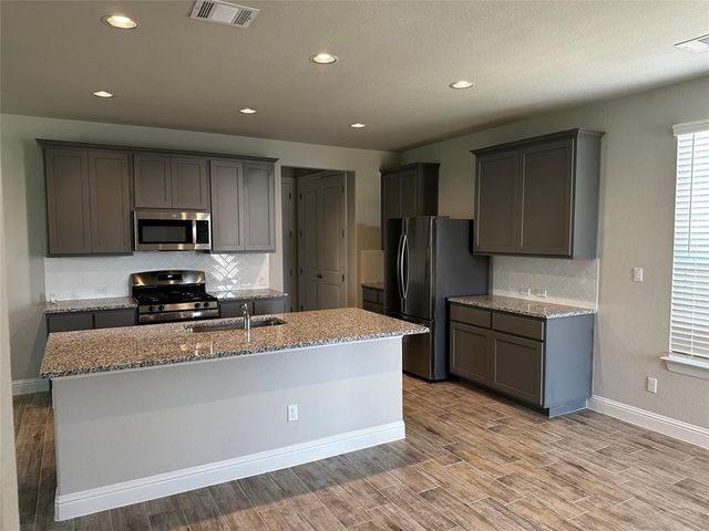 109 Riverhill Dr DR, Georgetown, TX 78628