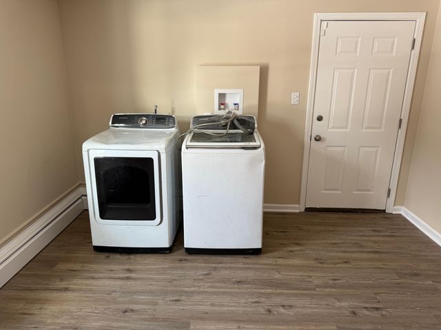 1359 State Street, Hobart, IN 46342