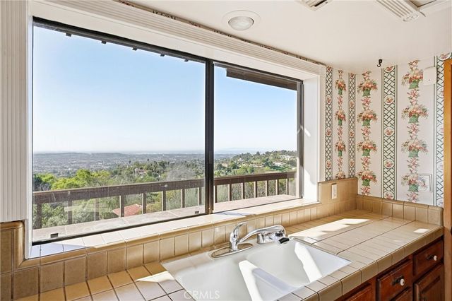 1616 Kanola Road, La Habra Heights, CA 90631