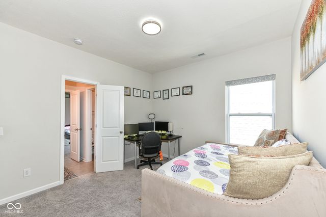 18313 Edinbrook Lane, Westfield, IN 46074