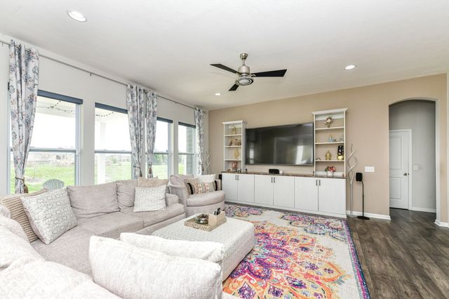 18313 Edinbrook Lane, Westfield, IN 46074