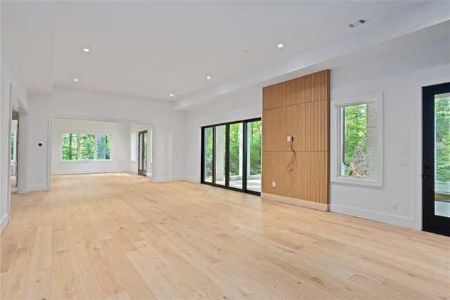 490 Timber Valley Road, Atlanta, GA 30342