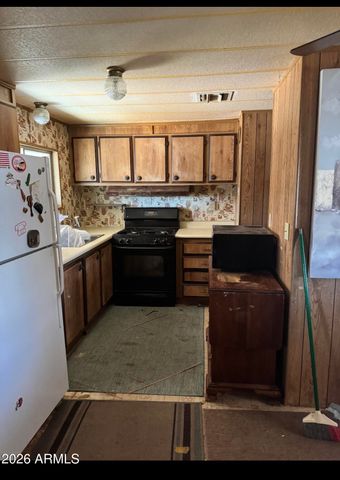 10700 N BATTLEFORD Drive, Casa Grande, AZ 85122