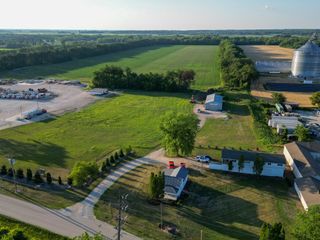 21820 W Railroad Street, Marengo, IL 60152