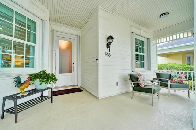 516 Sweet Bay Circle, Jupiter, FL 33458
