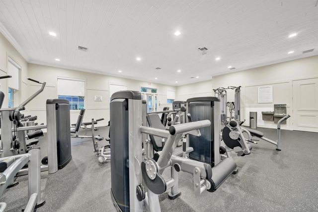 516 Sweet Bay Circle, Jupiter, FL 33458