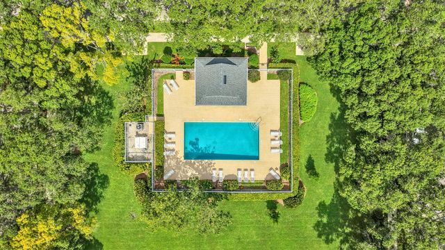 516 Sweet Bay Circle, Jupiter, FL 33458