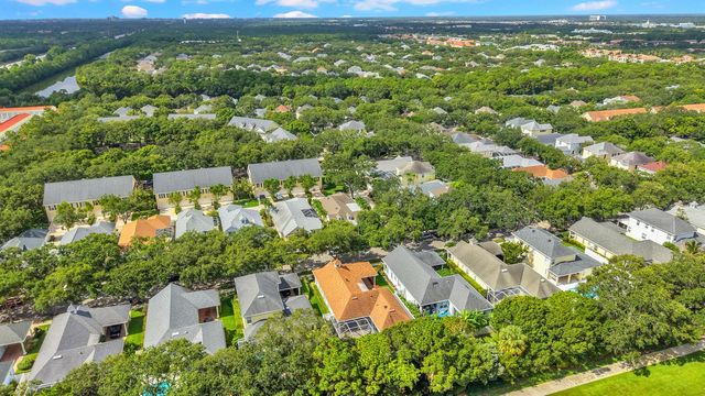 516 Sweet Bay Circle, Jupiter, FL 33458