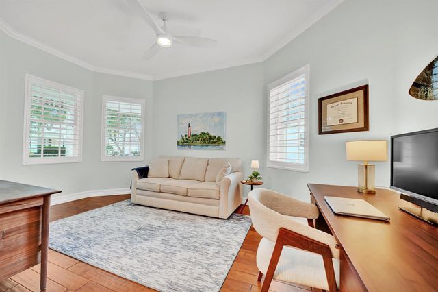 516 Sweet Bay Circle, Jupiter, FL 33458