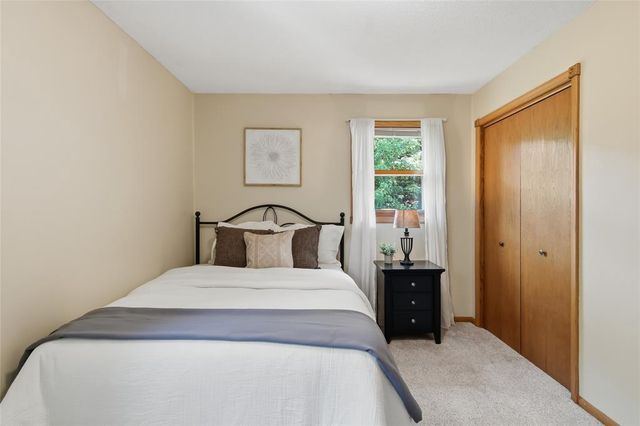 2111 Carter Street, Eau Claire, WI 54703