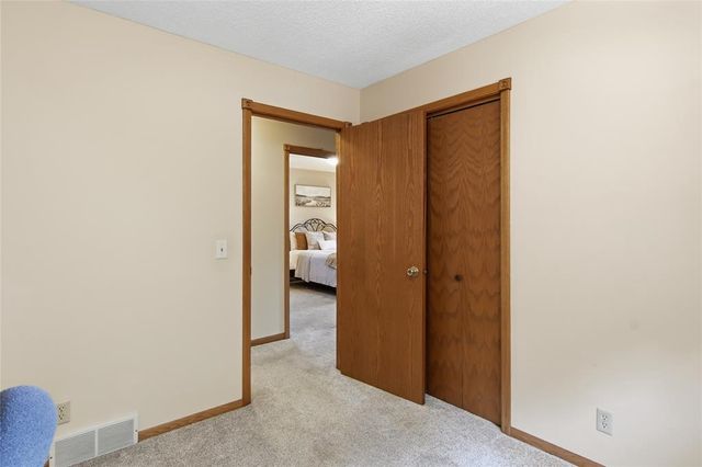 2111 Carter Street, Eau Claire, WI 54703