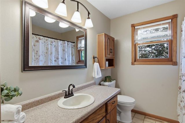 2111 Carter Street, Eau Claire, WI 54703