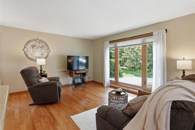 2111 Carter Street, Eau Claire, WI 54703
